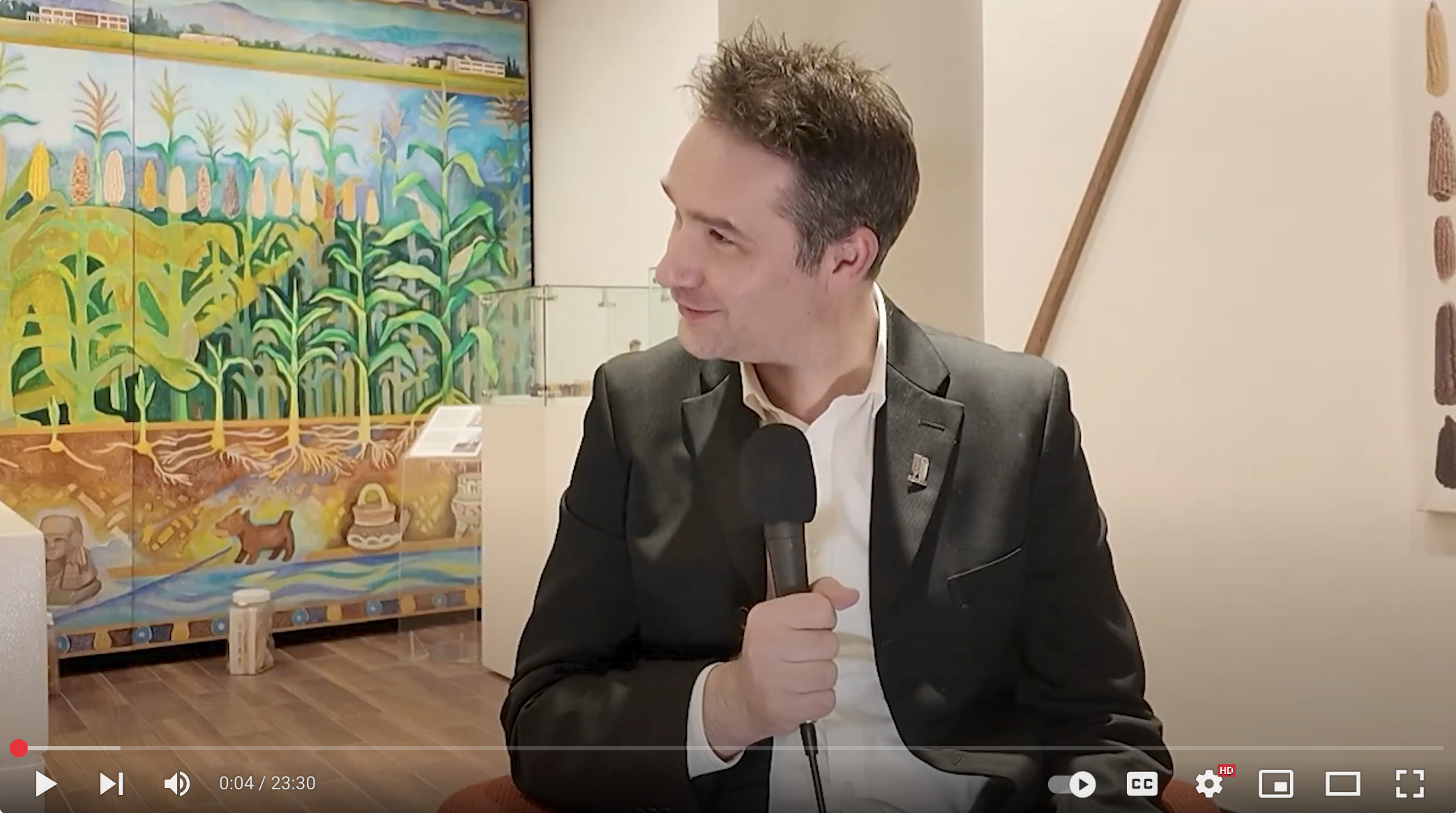 Bram Govaerts, director general de CIMMYT, durante su conversación para el pódcast FutureFork, grabada en la sede del centro en Texcoco, México. (Foto: FutureFork Youtube)